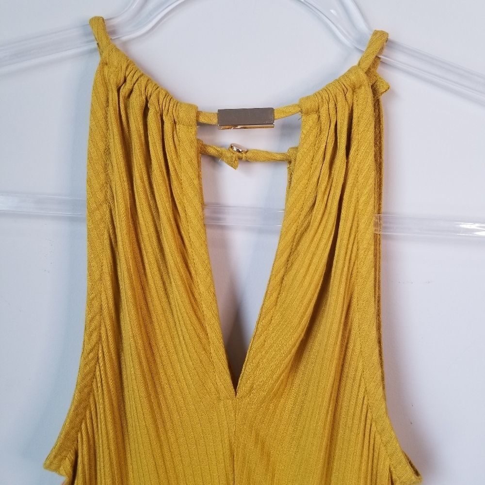 High neck/choker sleeveless bodysuit 